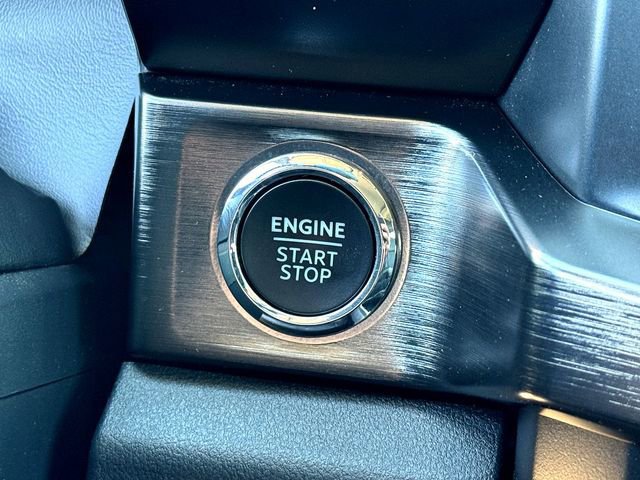 Certified 2023 Ford F250 Lariat w/ Lariat Ultimate Package image 17