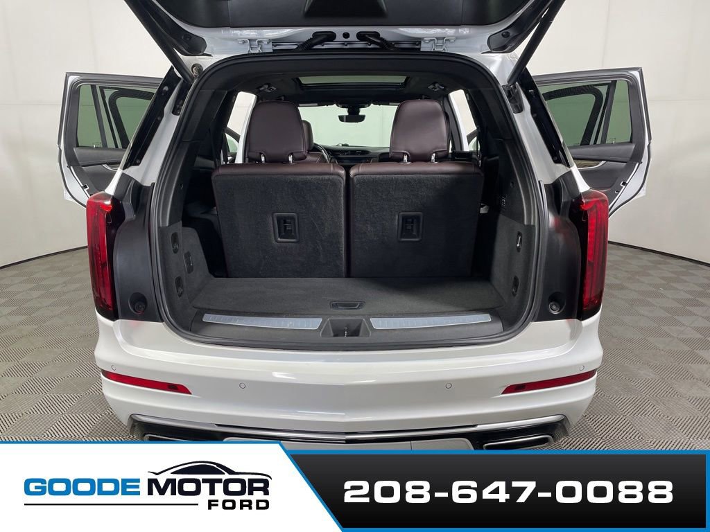 Used 2022 Cadillac XT6 Premium Luxury w/ Technology Package AWD/4WD image 21