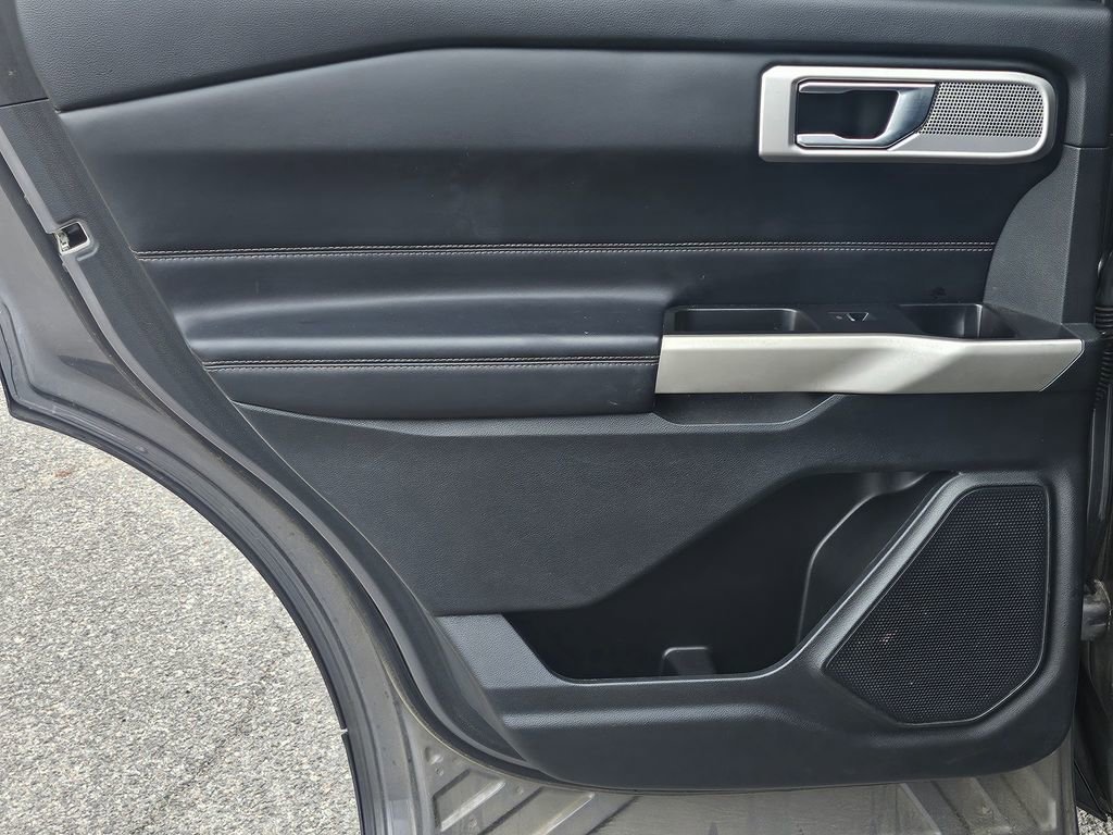 Certified 2022 Ford Explorer Limited AWD/4WD image 35