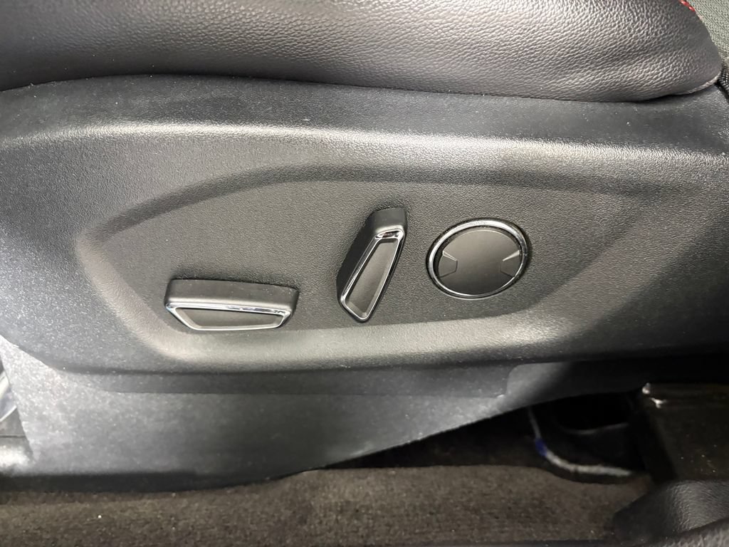 Certified 2018 Ford Explorer Sport AWD/4WD image 14