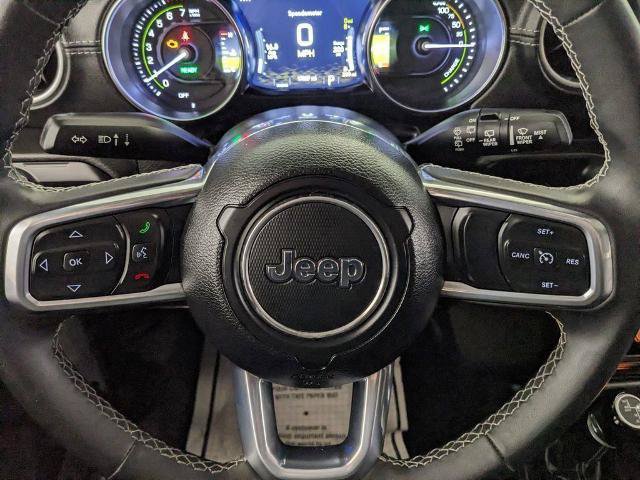 Used 2023 Jeep Wrangler Unlimited Sahara AWD/4WD image 11
