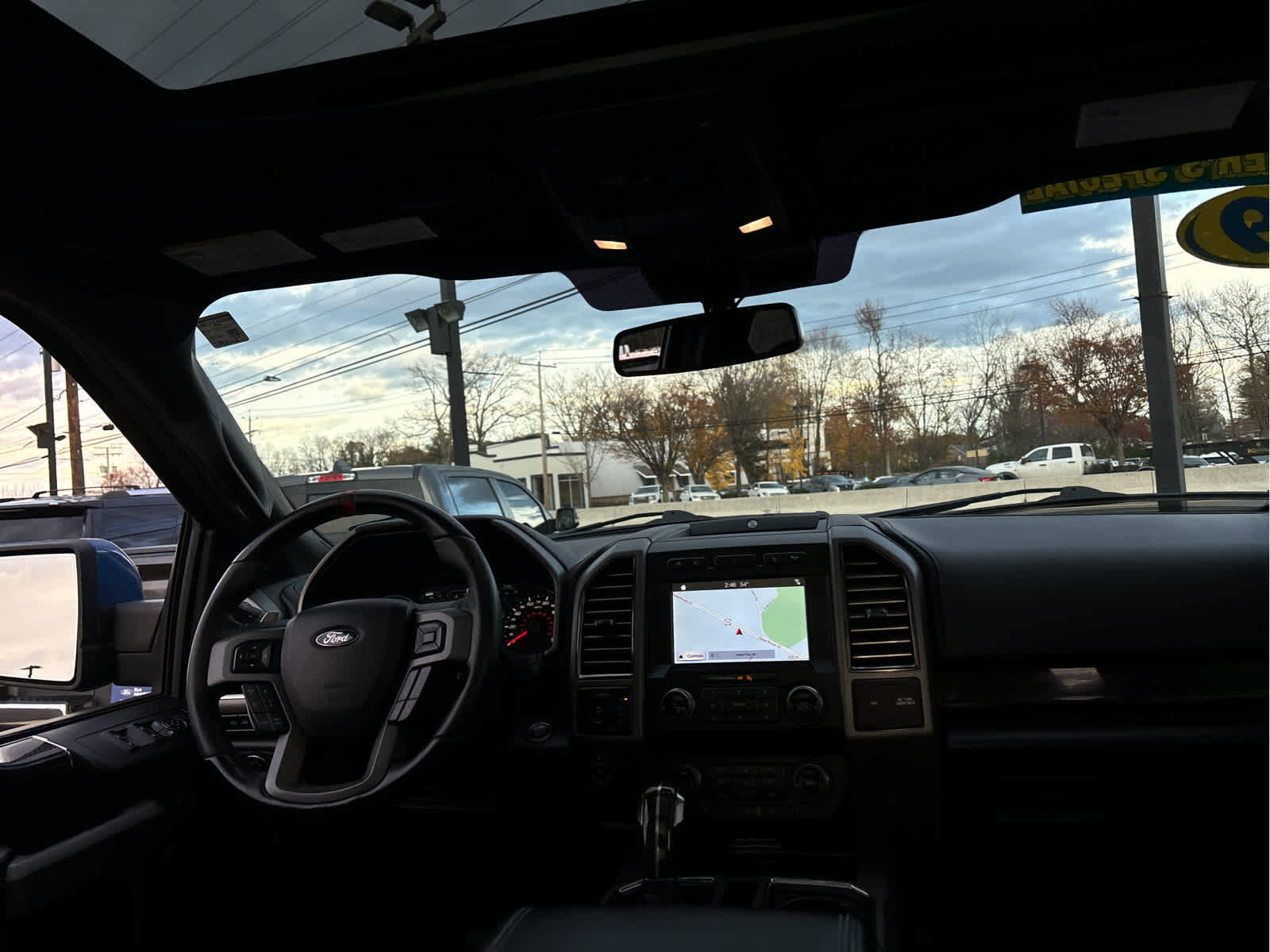 Certified 2019 Ford F150 Raptor w/ Equipment Group 802A Luxury image 37