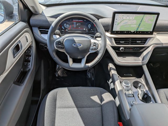 Certified 2025 Ford Explorer Active RWD image 33
