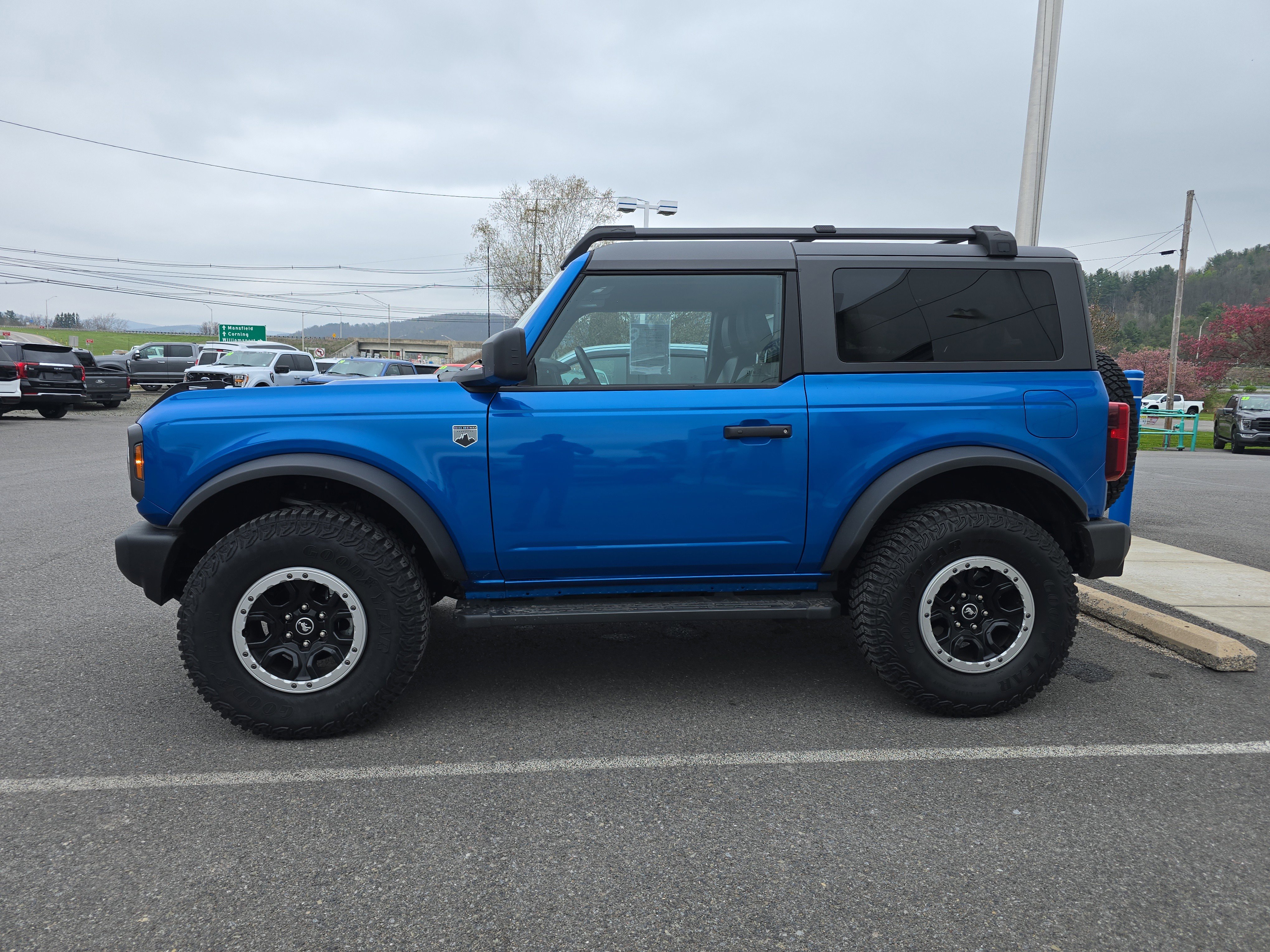Certified 2024 Ford Bronco Big Bend w/ Sasquatch Package AWD/4WD image 6