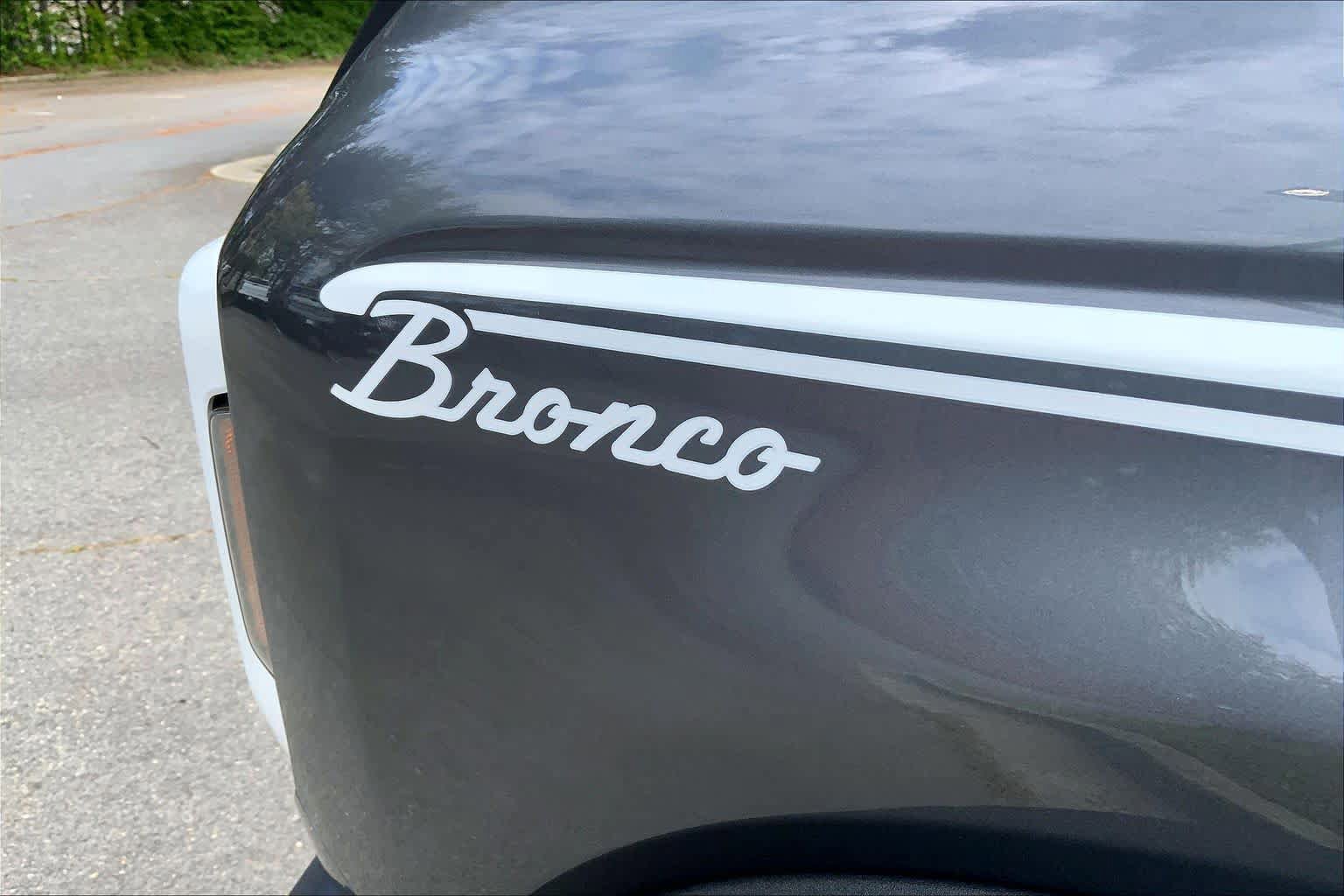 Certified 2023 Ford Bronco Heritage Edition AWD/4WD image 30