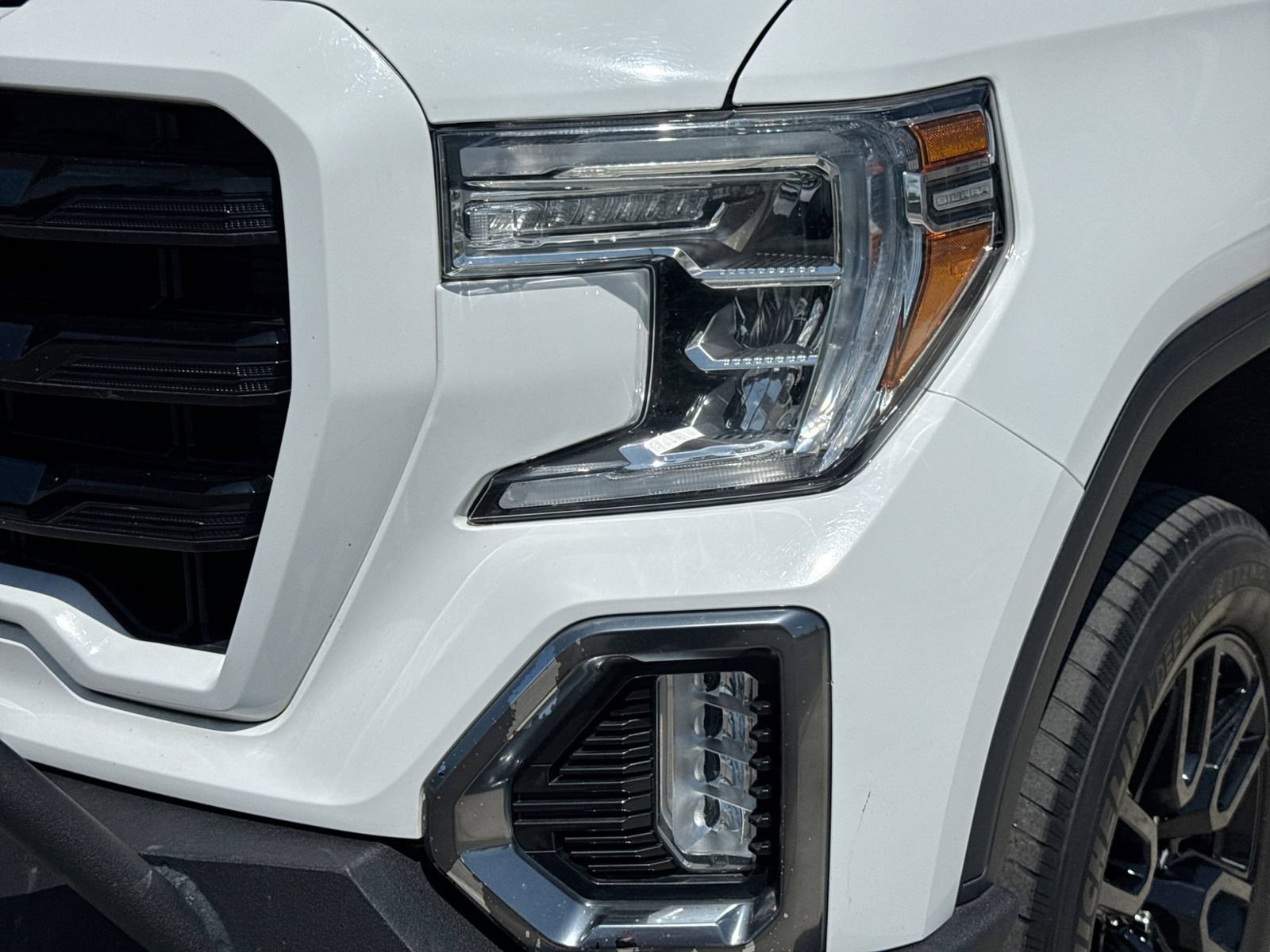 Used 2020 GMC Sierra 1500 AT4 w/ AT4 Premium Package AWD/4WD image 14
