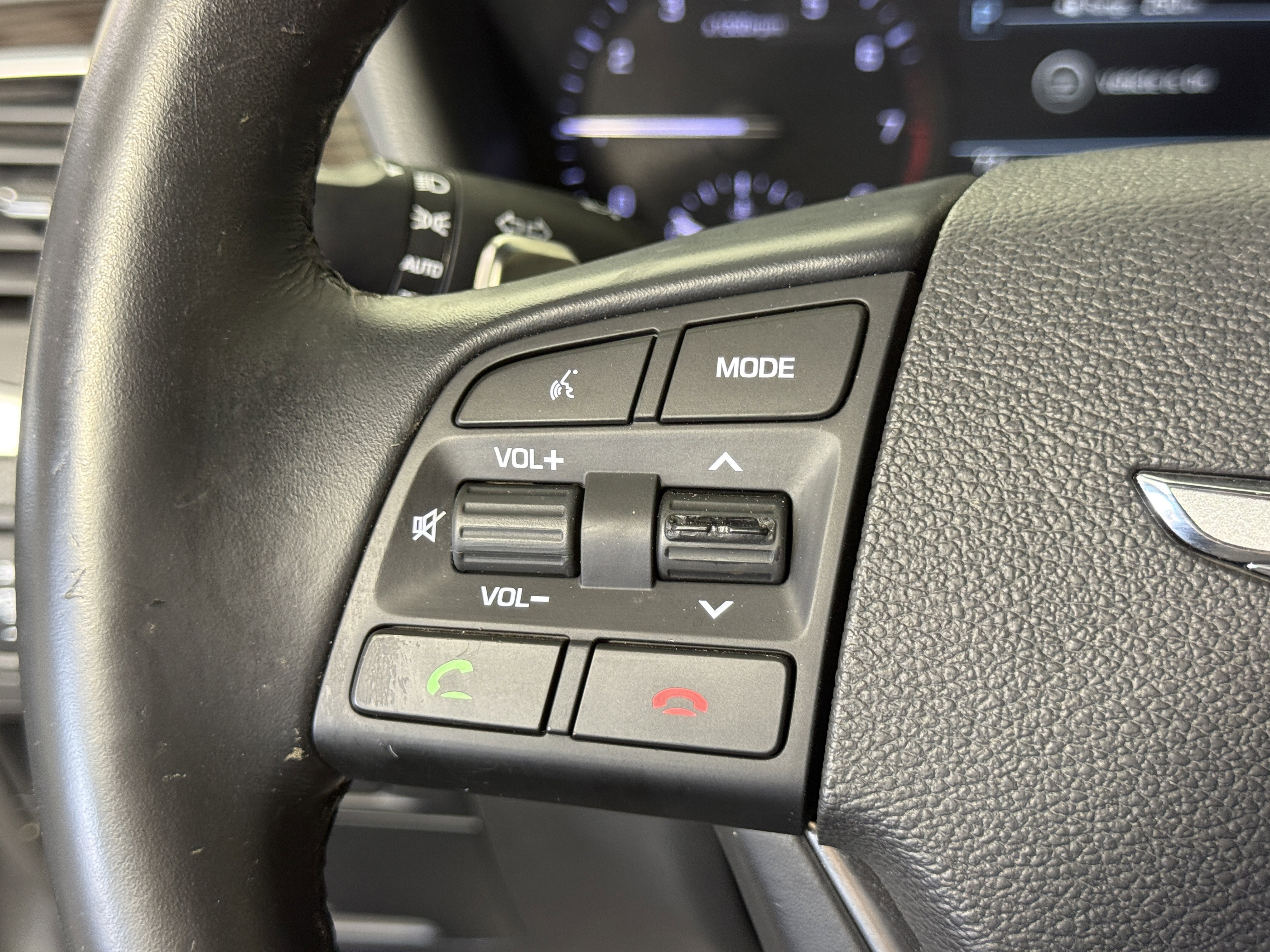 Used 2019 Genesis G80 3.8 image 23