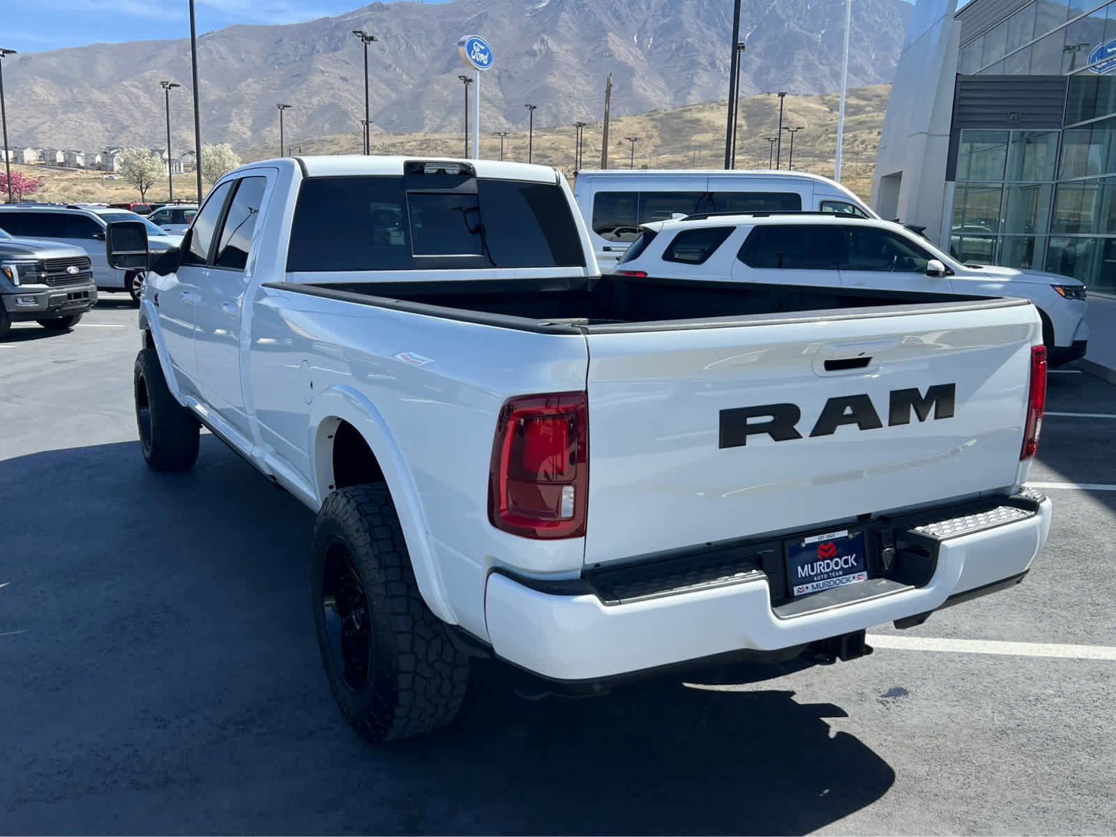 Used 2025 RAM 3500 Limited image 4