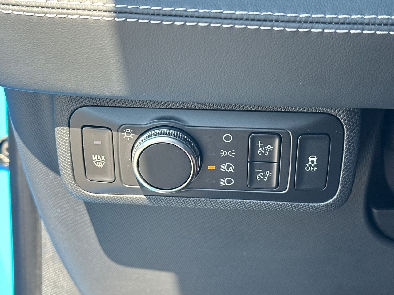 Certified 2022 Ford Mustang Mach-E Premium AWD/4WD image 36