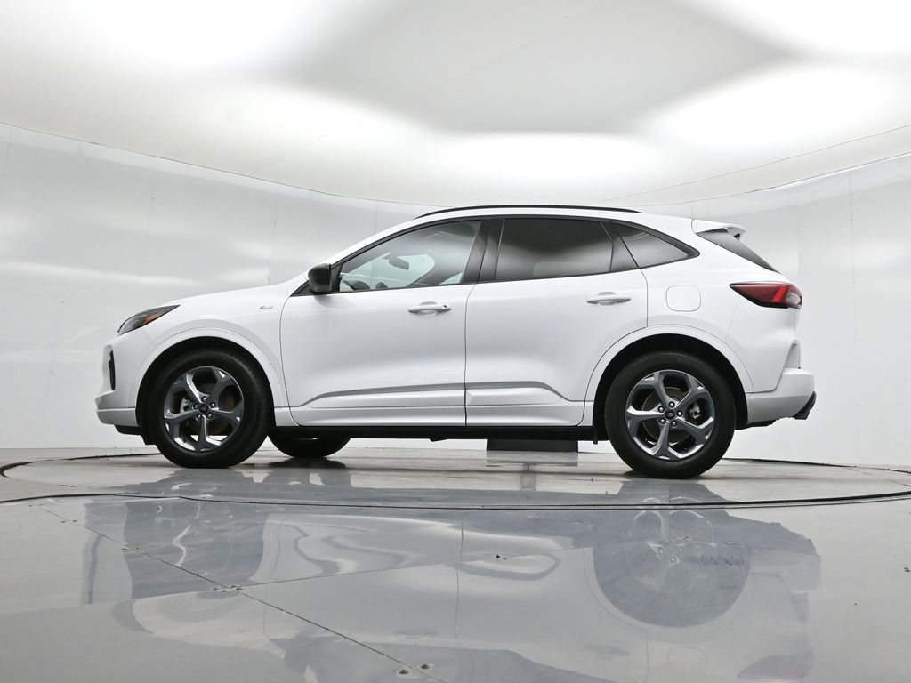 Certified 2023 Ford Escape ST-Line w/ Equipment Group 301A image 28