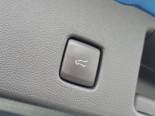 Certified 2021 Ford Escape SE w/ SE Sport Appearance Package AWD/4WD image 30