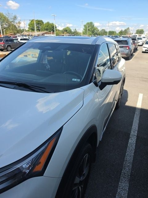 Used 2023 Nissan Rogue SL w/ SL Premium Package AWD/4WD image 7