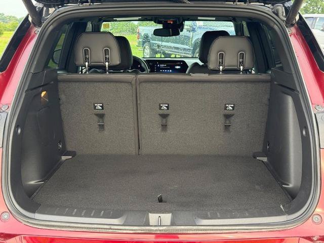 Used 2025 Chevrolet TrailBlazer RS w/ Convenience Package FWD image 6