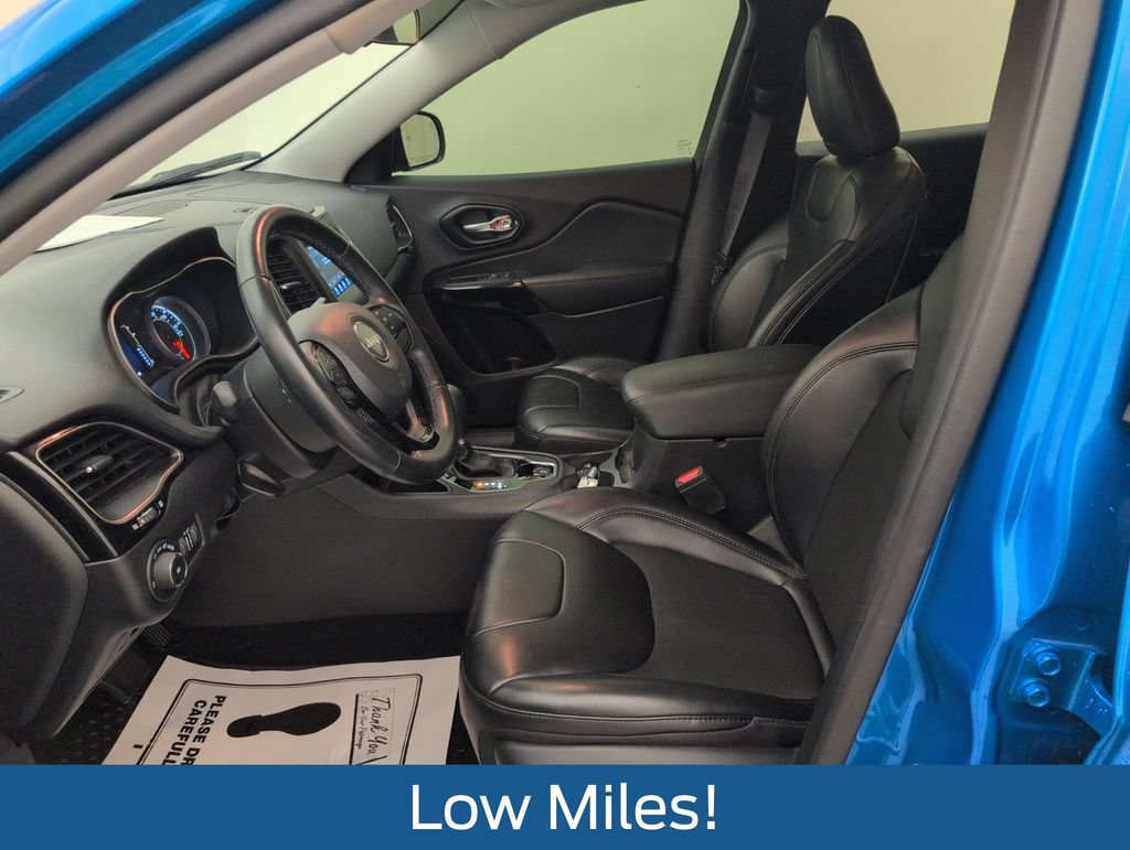 Used 2020 Jeep Cherokee Latitude Plus FWD image 4