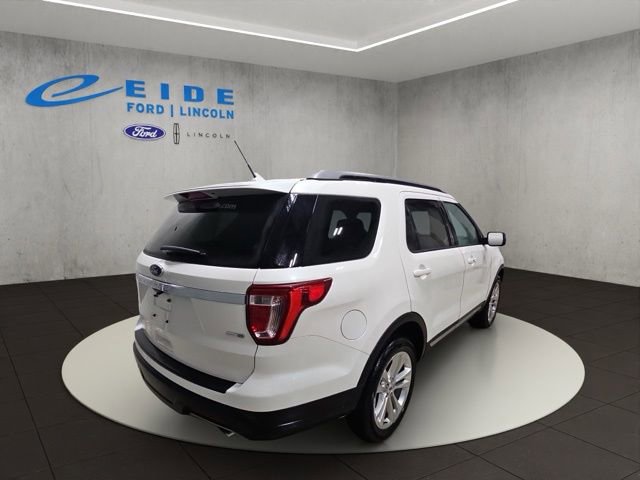 Certified 2019 Ford Explorer XLT w/ Equipment Group 202A AWD/4WD image 9