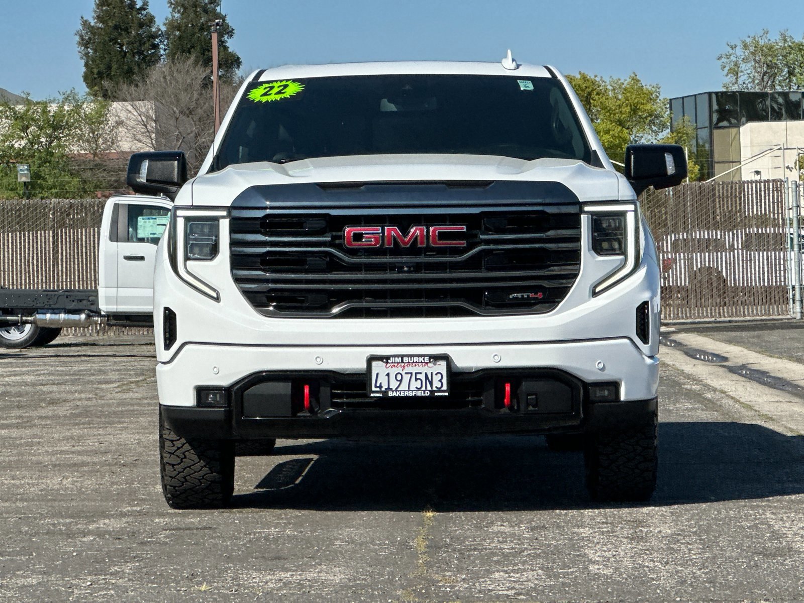 Used 2022 GMC Sierra 1500 AT4 w/ AT4 Premium Package image 9