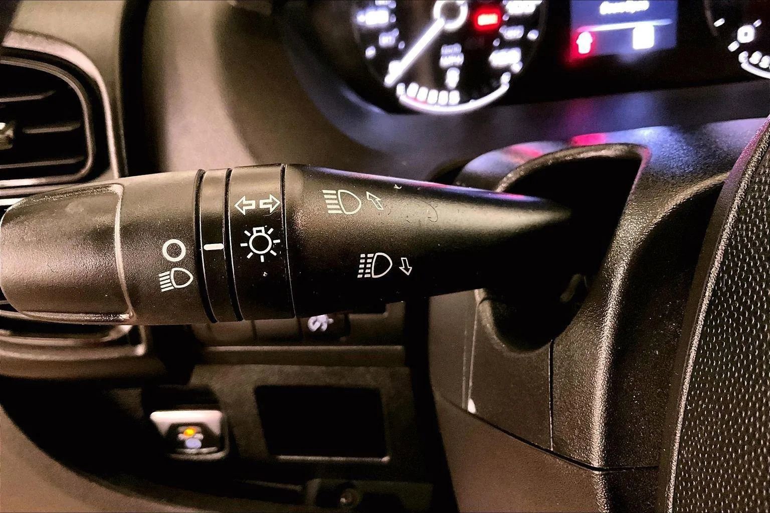 Used 2022 RAM ProMaster 2500 w/ Lane Management Group image 28