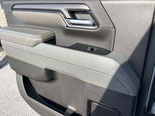 Used 2025 Chevrolet Silverado 2500 ZR2 w/ ZR2 Bison Edition AWD/4WD image 19