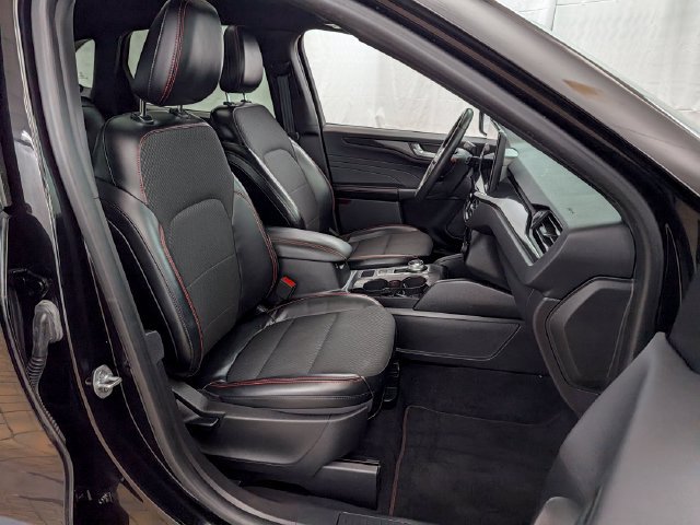 Certified 2023 Ford Escape ST-Line w/ Tech Pack #1 AWD/4WD image 20
