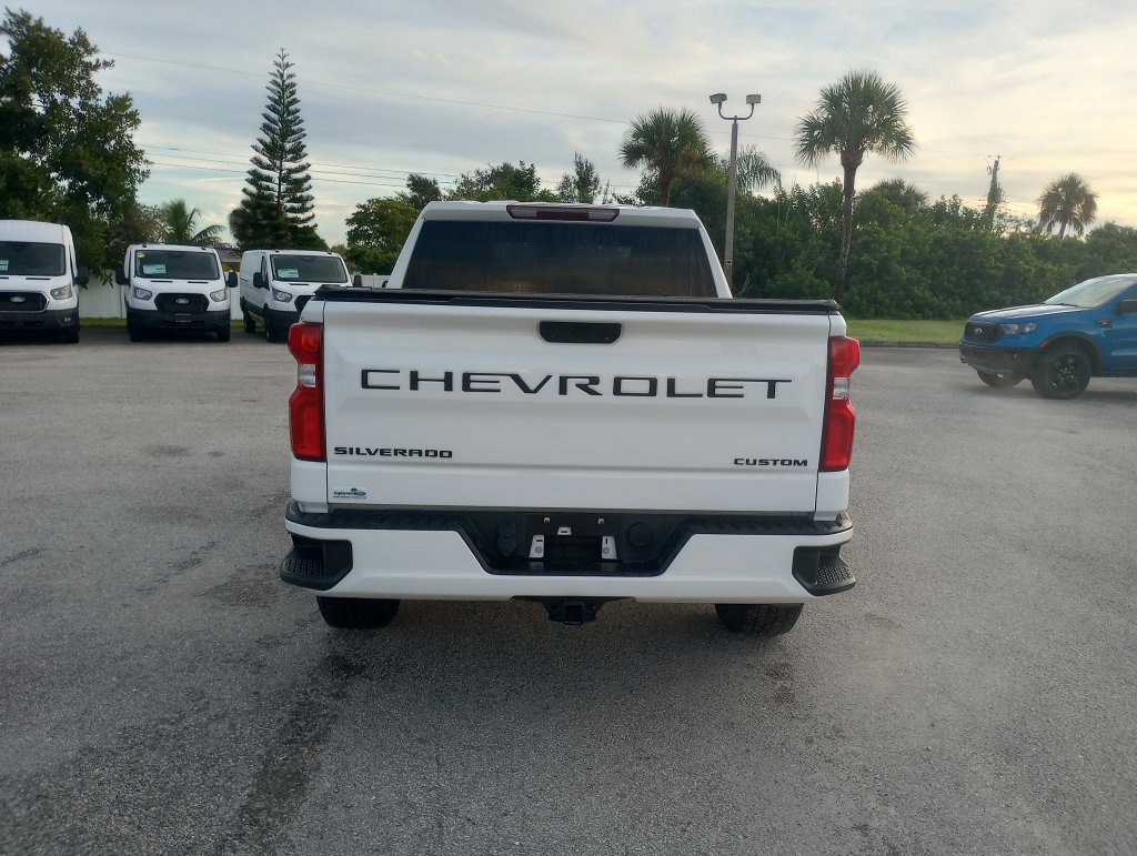 Used 2022 Chevrolet Silverado 1500 Custom RWD image 6