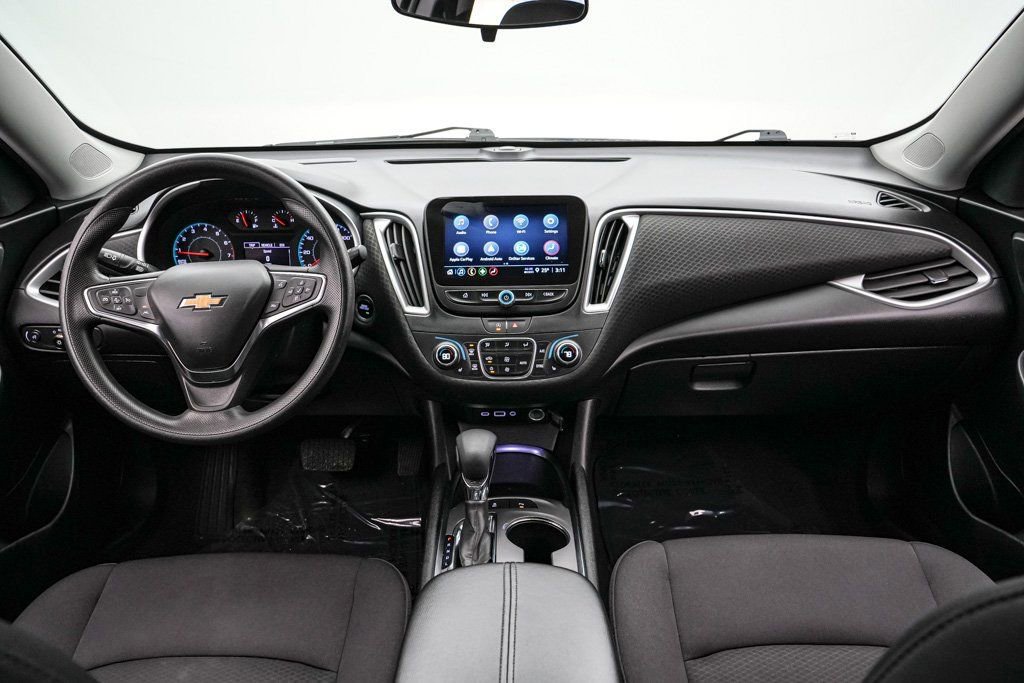 Used 2024 Chevrolet Malibu LT image 14