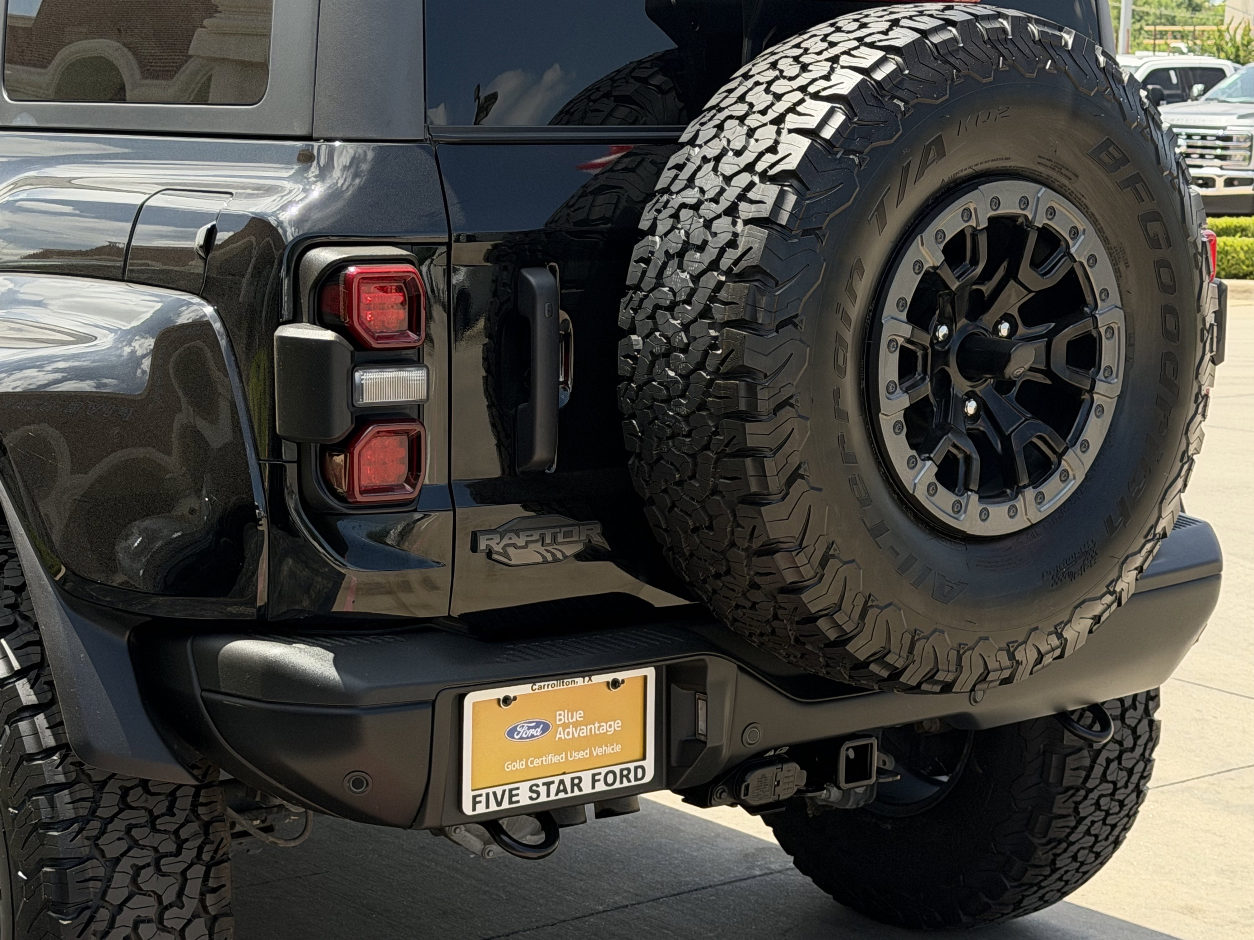 Certified 2024 Ford Bronco Raptor w/ Interior Carbon Fiber Pack 6 AWD/4WD image 7