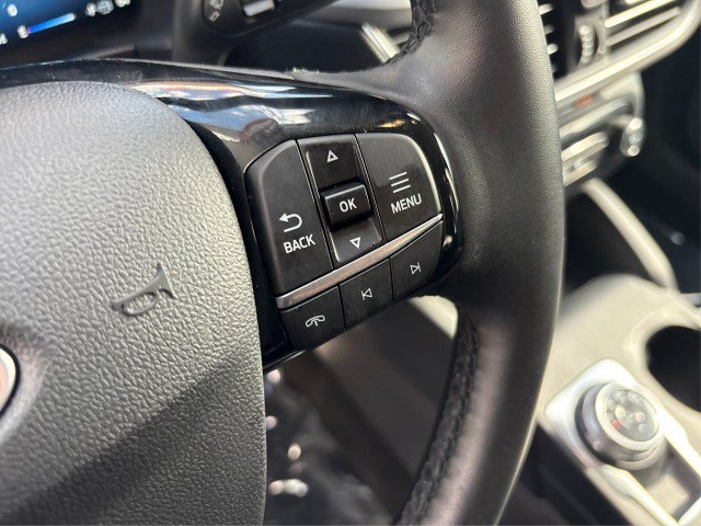 Certified 2025 Ford Escape Platinum AWD/4WD image 23
