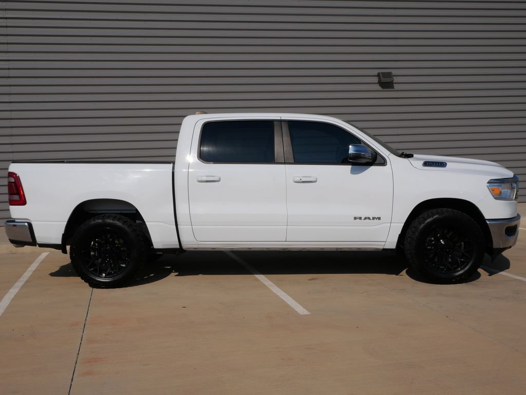Used 2023 RAM 1500 Laramie AWD/4WD image 2