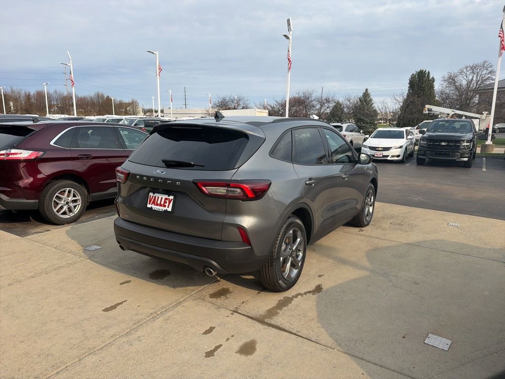 Certified 2026 Ford Escape ST-Line w/ Tech Pack #1 image 18