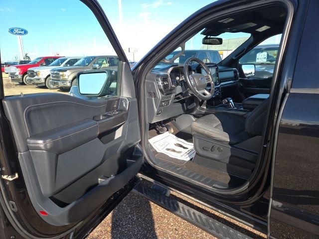 Certified 2022 Ford F150 XLT w/ Equipment Group 302A High image 21