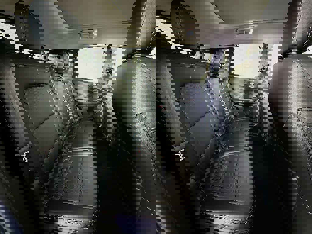 Certified 2022 Ford Escape SEL image 30