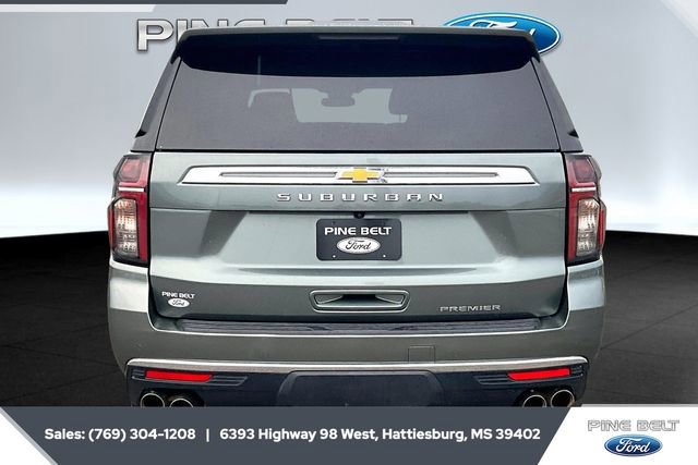Used 2023 Chevrolet Suburban Premier image 3