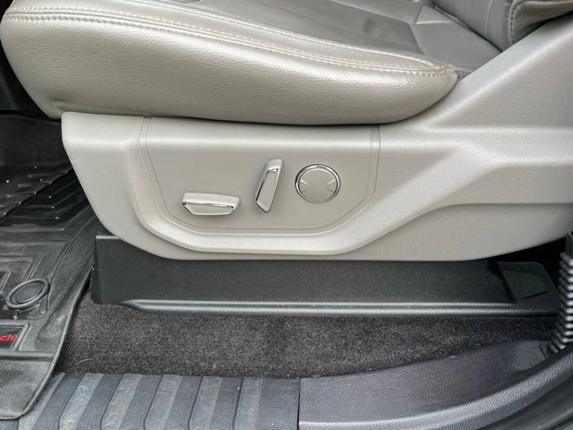 Certified 2018 Ford F150 Lariat image 30