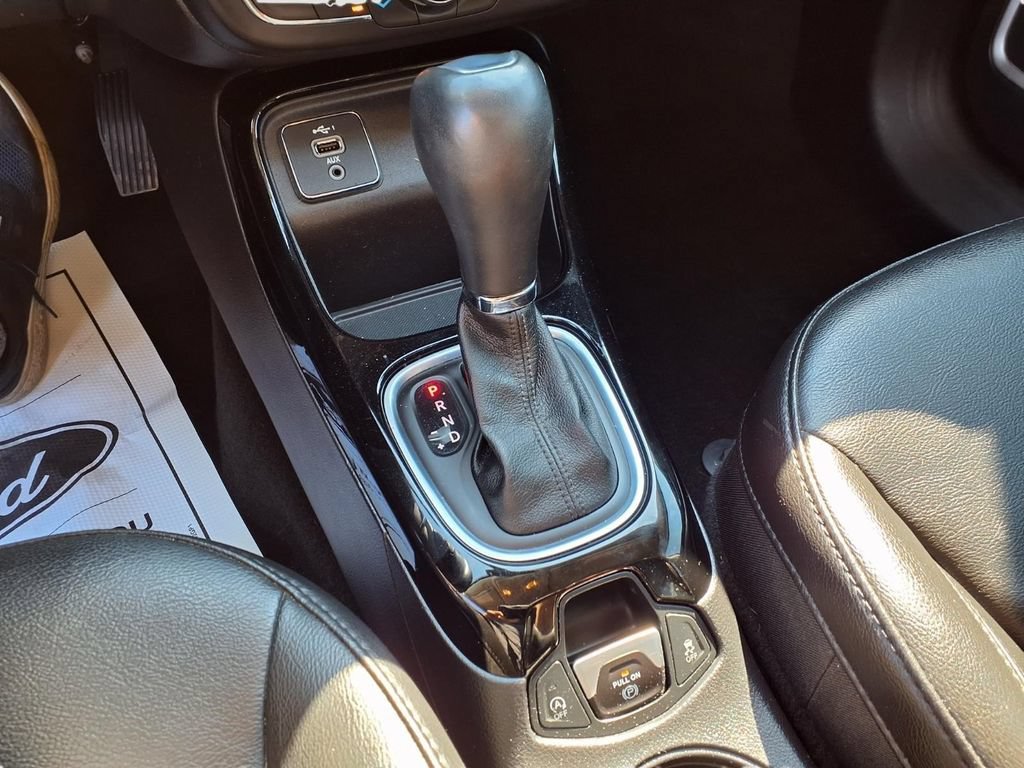 Used 2021 Jeep Compass Latitude FWD image 13
