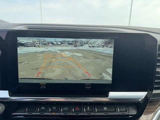 Used 2025 Chevrolet Silverado 1500 LT image 19