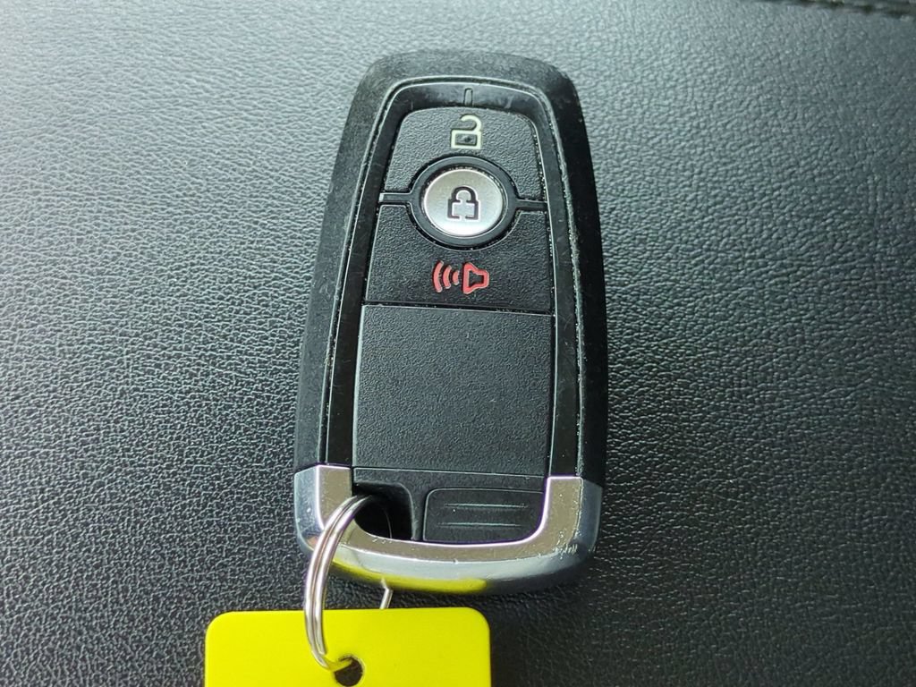 Certified 2024 Ford Edge SEL AWD/4WD image 31