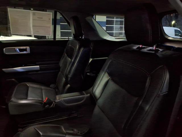 Certified 2022 Ford Explorer Limited w/ Equipment Group 301A image 12