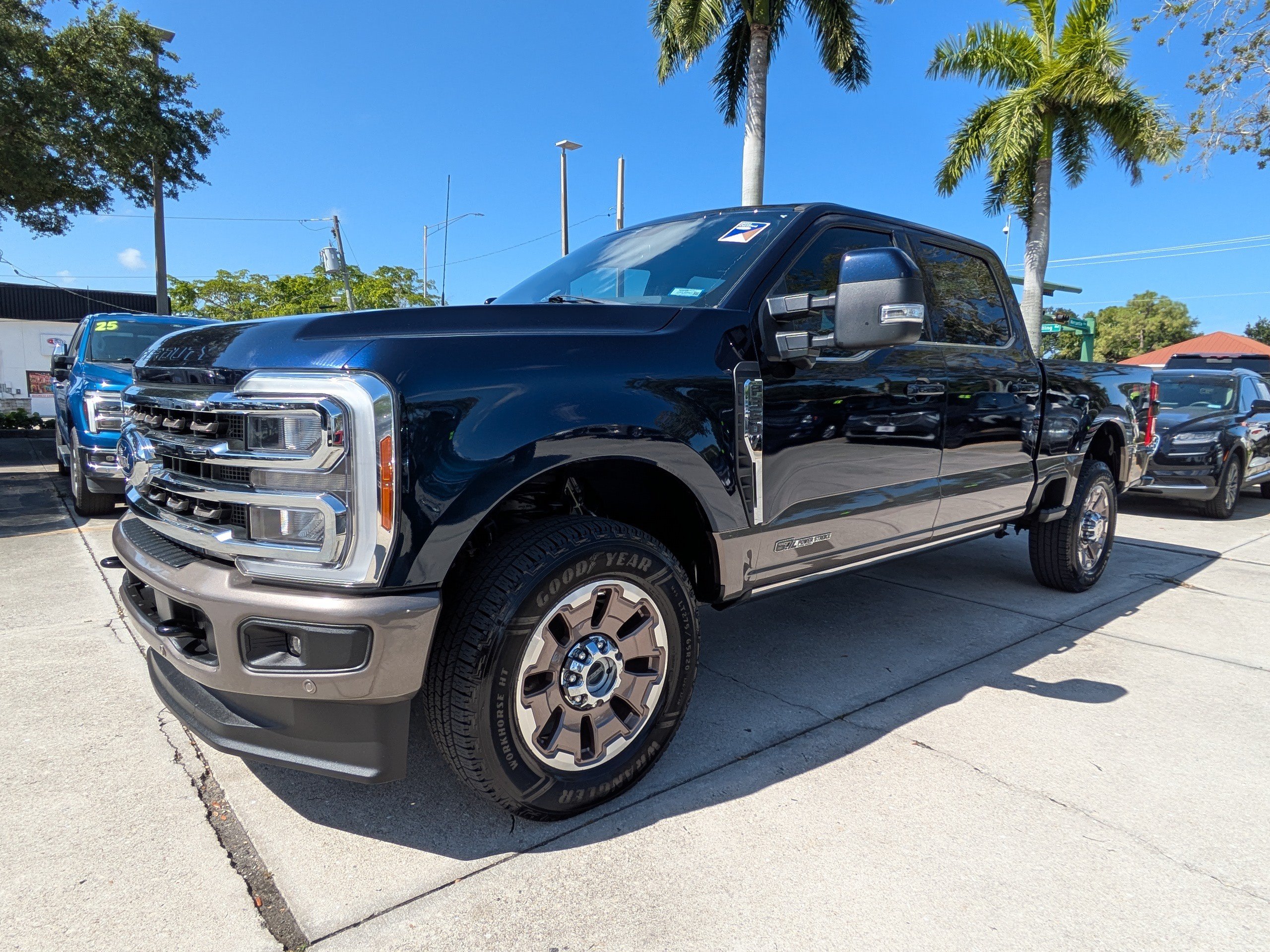 Certified 2023 Ford F350 King Ranch AWD/4WD image 7
