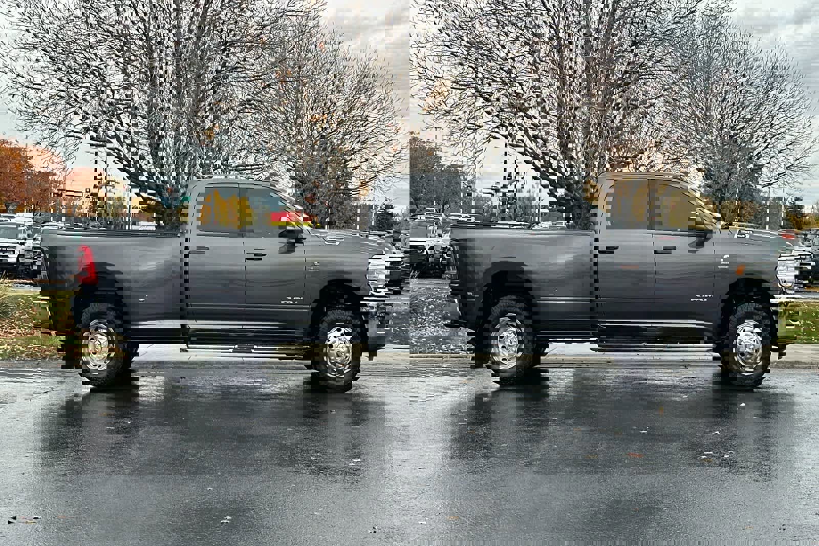 Used 2022 RAM 3500 Big Horn w/ Level C Equiment Group image 6