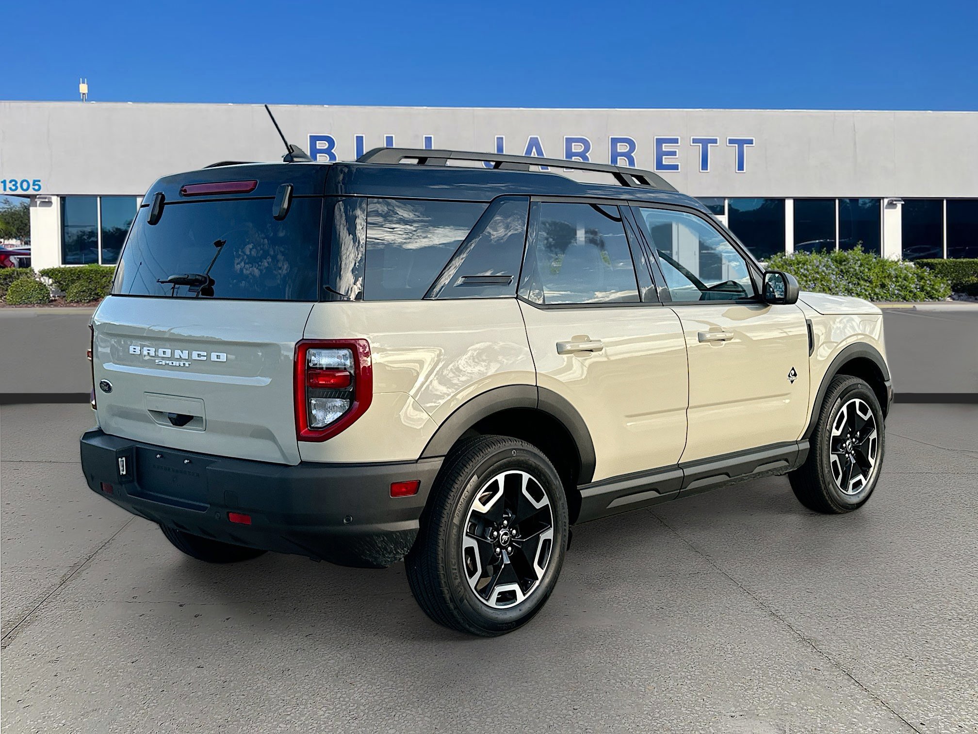 Certified 2024 Ford Bronco Sport Outer Banks image 5