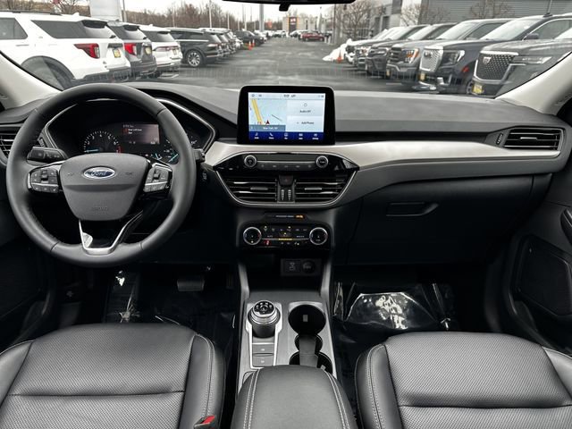 Certified 2022 Ford Escape SEL image 16