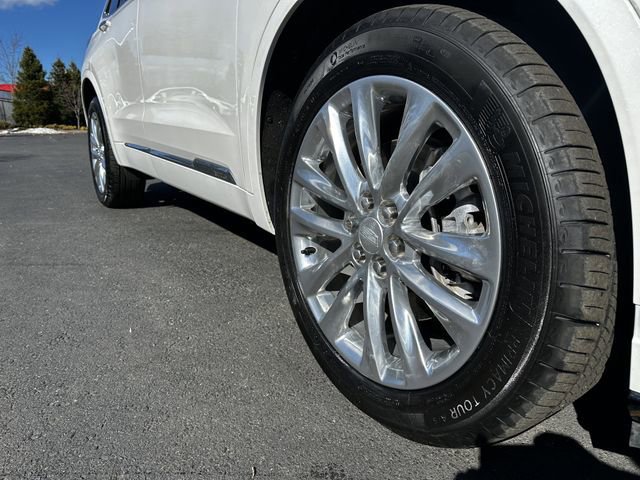 Used 2023 Cadillac XT6 Premium Luxury w/ Technology Package image 12