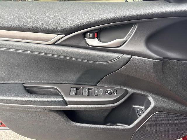 Used 2019 Honda Civic Touring image 13