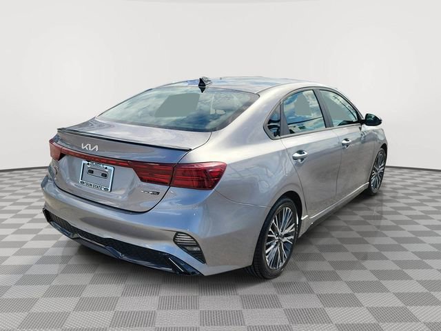 Used 2023 Kia Forte GT-Line w/ GT-Line Premium Package FWD image 2