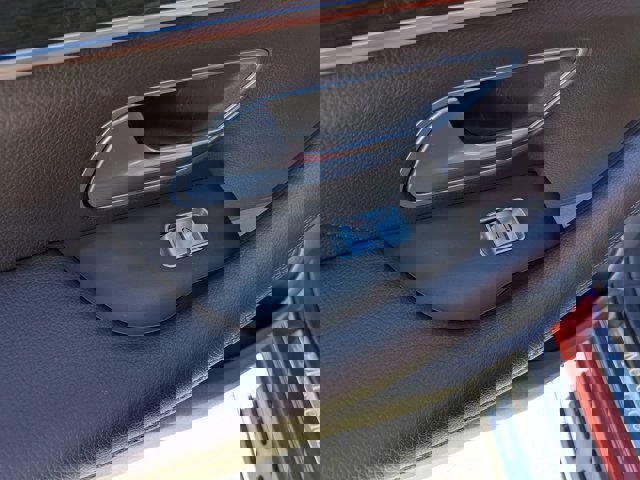 Used 2020 Mercedes-Benz GLE 350 4MATIC image 28