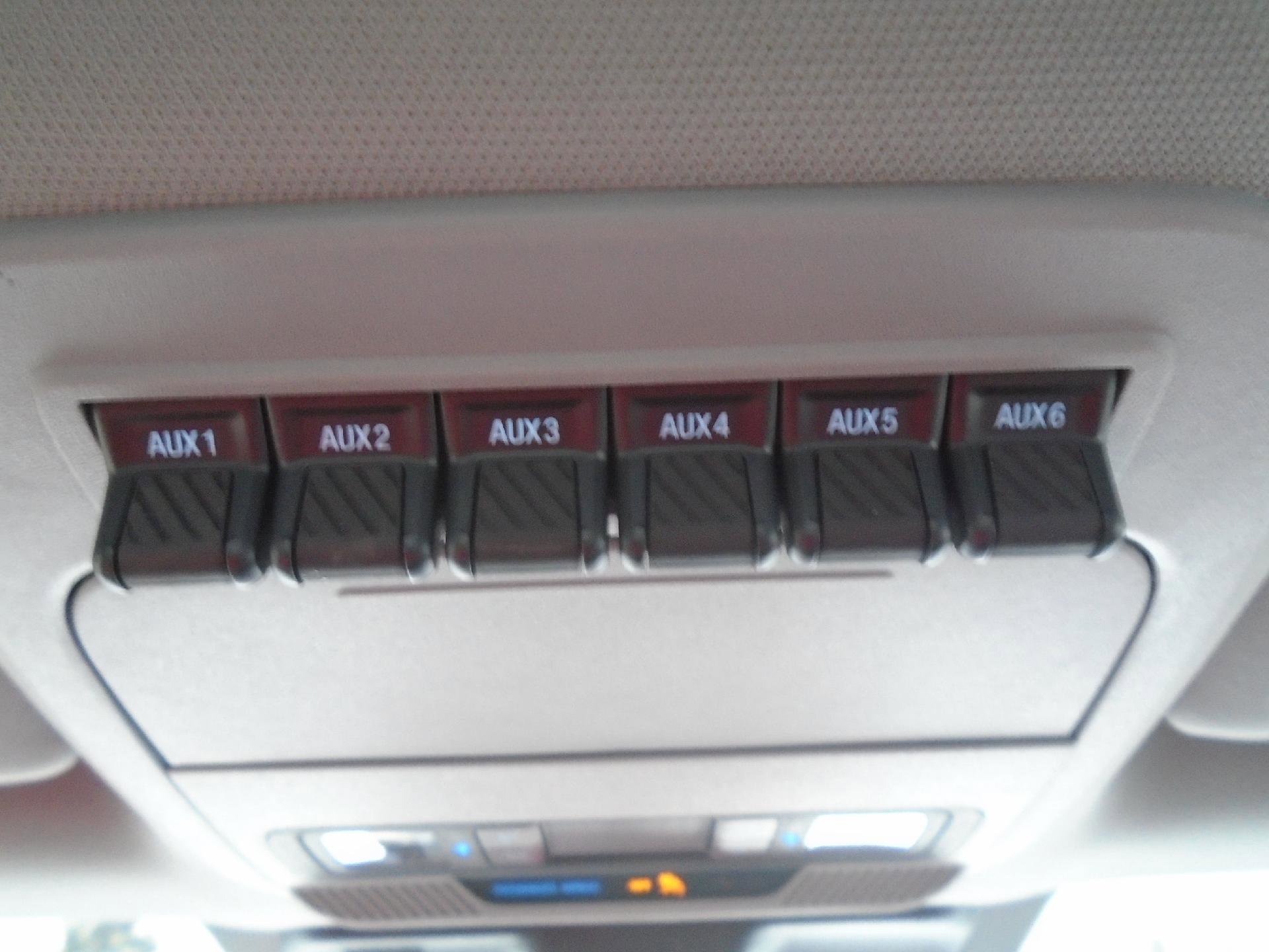 Certified 2023 Ford F250 XL w/ Snow Plow Prep Package image 18