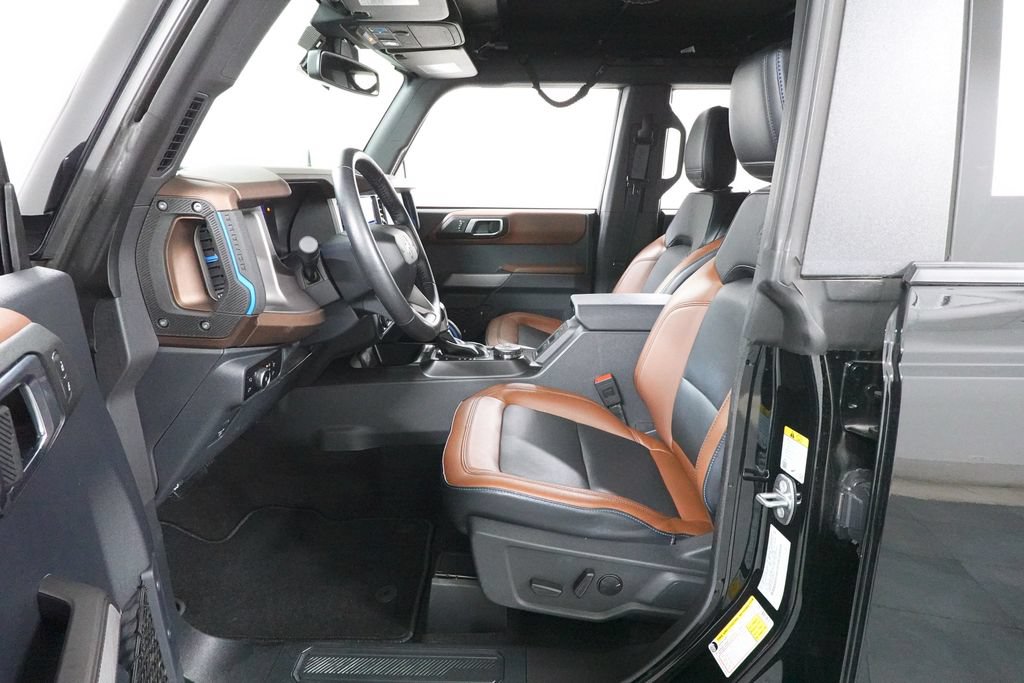 Certified 2023 Ford Bronco Outer Banks w/ Sasquatch Package AWD/4WD image 25