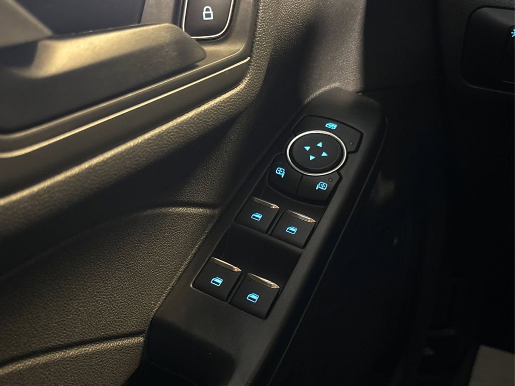 Certified 2025 Ford Escape Active AWD/4WD image 34