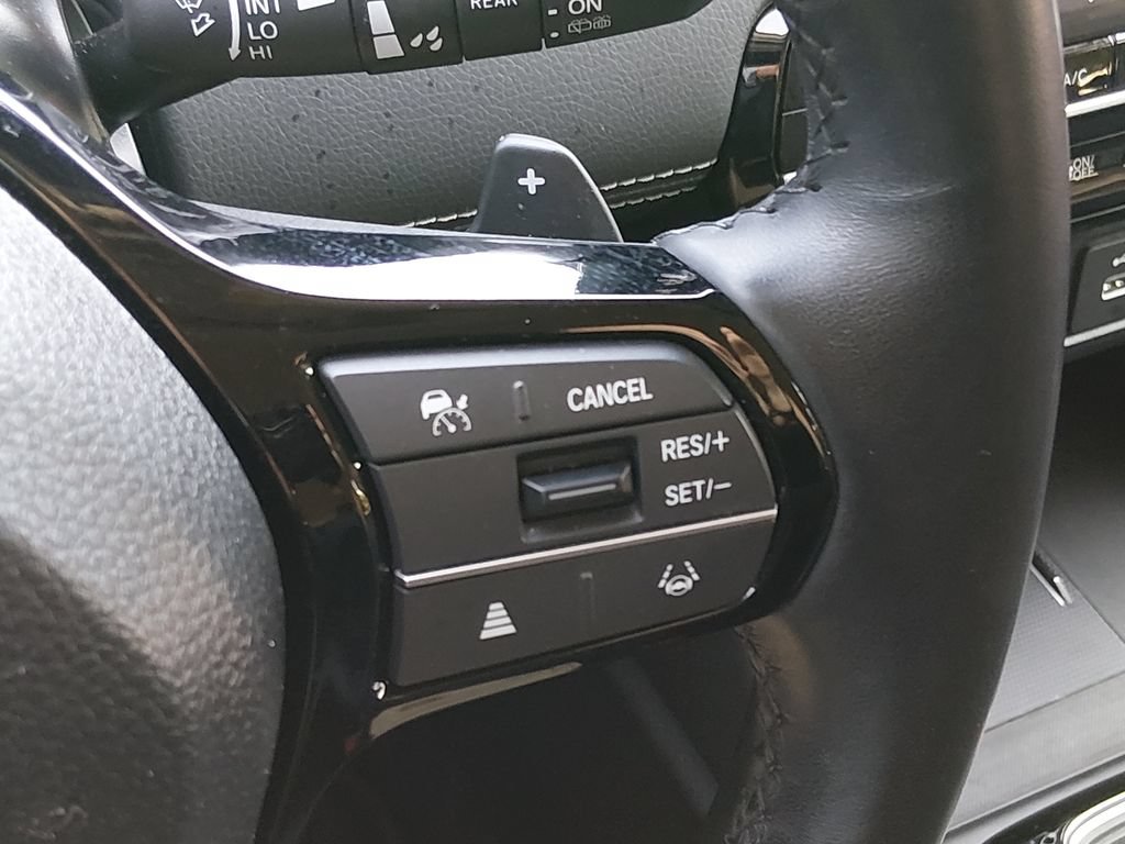 Used 2025 Honda Pilot EX-L image 24