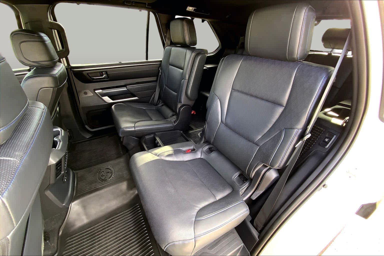 Used 2023 Toyota Sequoia Platinum AWD/4WD image 21